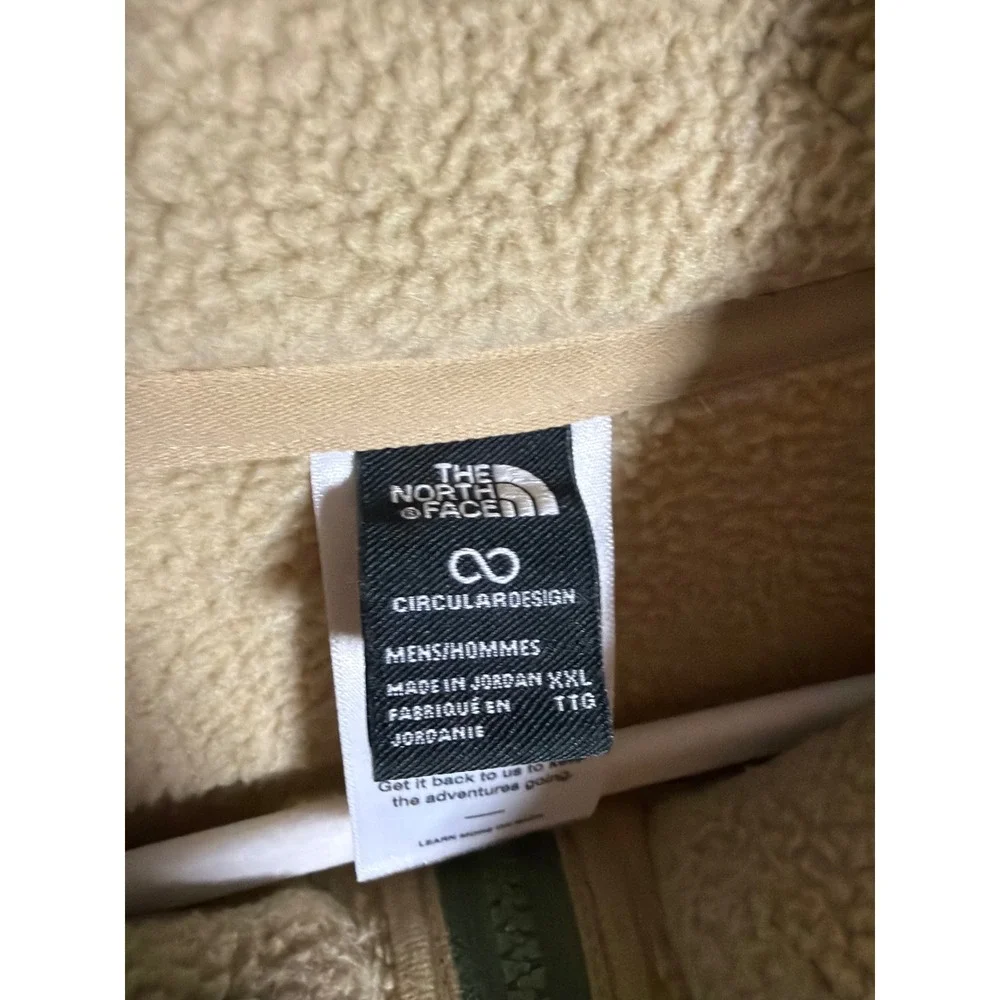 The North Face Mens XXL Circular Design Sherpa Quarter Zip Fleece Pullover Tan